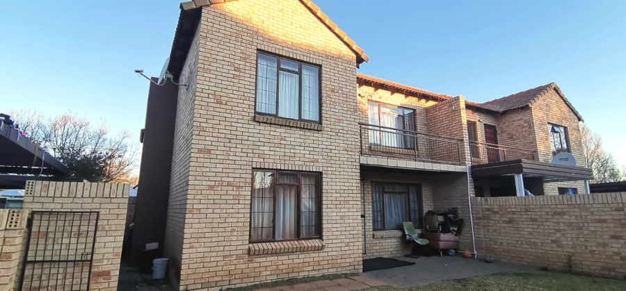 2 Bedroom Property for Sale in Wilgehof Free State